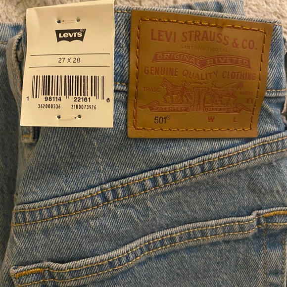 Levi’s 501 Jeans NWT - Picture 2 of 2